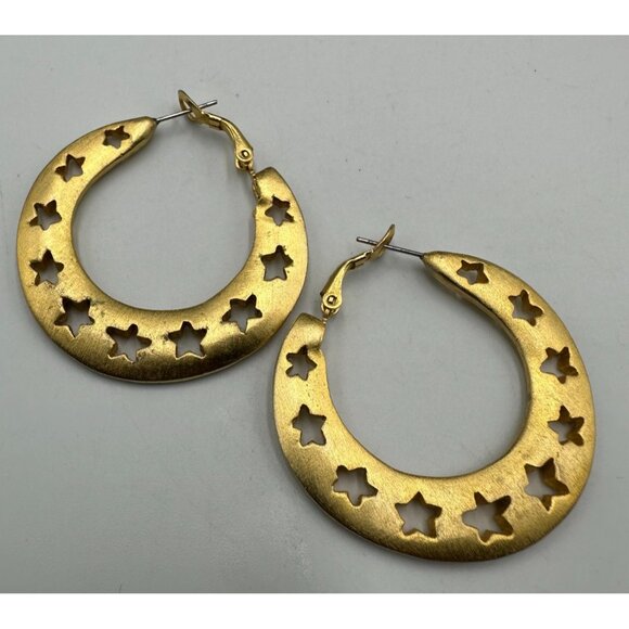 3/$30 Gold Tone Hoop Earrings Cutout Star Design Matte Finish Retro Statement - Picture 2 of 9